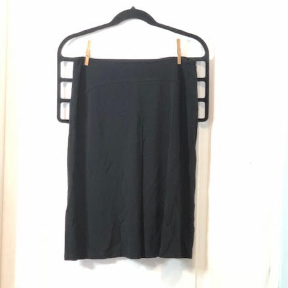 Black Skirt - Size 8 -Sandra Angelozzi